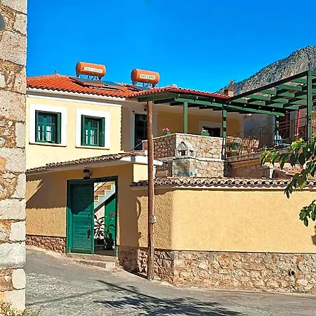 Alexandros Fogadó Delphoi