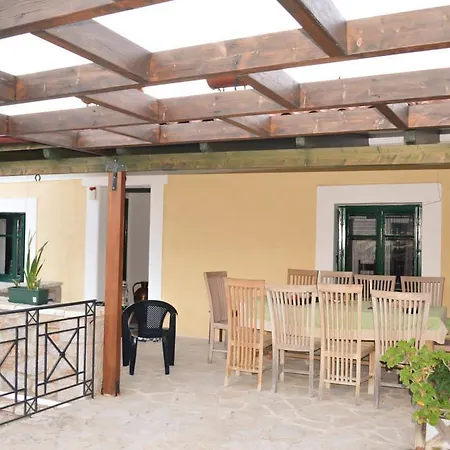 Alexandros Πανδοχείο Δελφοί